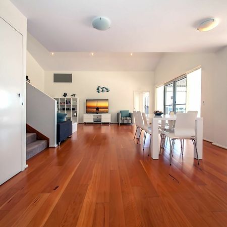 Mantra Aqua, Penthouse 83/1A Tomaree Street Apartment Нелсън Бей Екстериор снимка